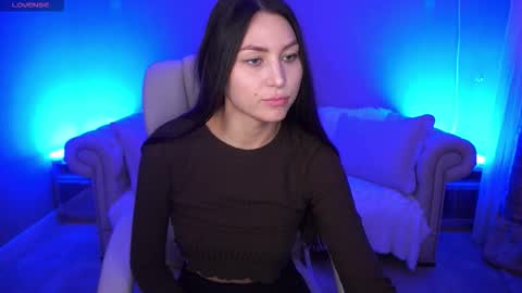 elisevelour online show from 10.19.25