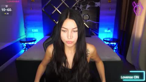 elisevelour online show from 11.15.25