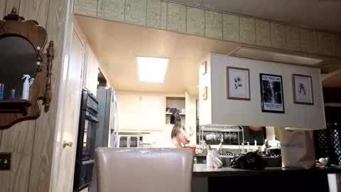 elisewoodsxoxo online show from 01.14.26