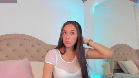 Snapshot of elivayne chatting on 03.12.26 ELIII online show from 03.12.26