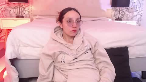 Eliza online show from 09.12.25