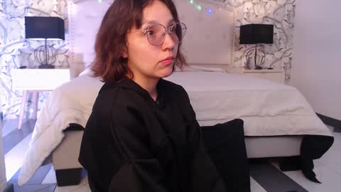 Eliza online show from 11.22.25