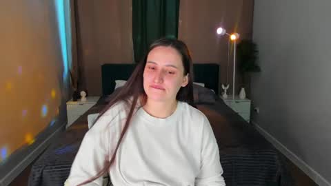 Snapshot of elizabet_collins chatting on 06.27.26 Elizabet online show from 06.27.26