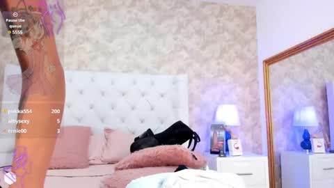 Elizabet Taylor online show from 02.07.25