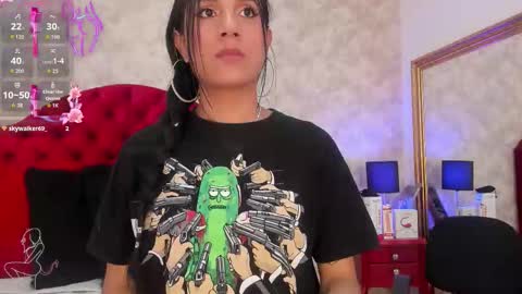 Elizabet Taylor online show from 11.26.25