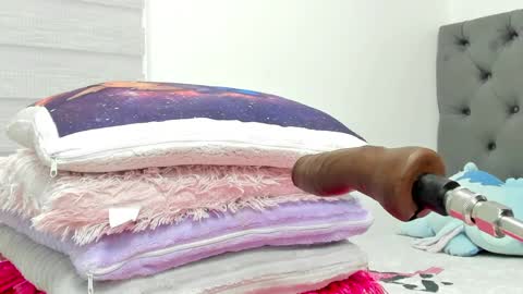 ELIZA online show from 04.05.26