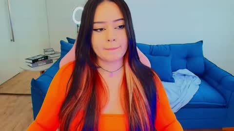 Snapshot of elizabeth_banks21 chatting on 02.05.26 Elezabeth online show from 02.05.26