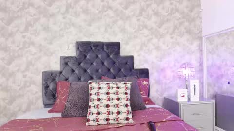 Elizabeth online show from 12.20.25