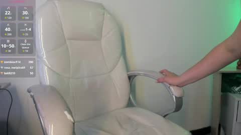 Elizabeth  online show from 04.05.26