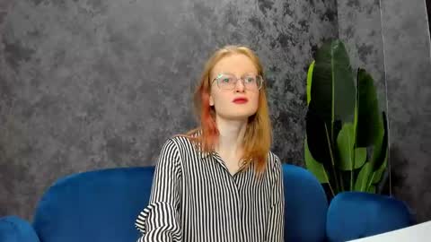 Elizabeth online show from 02.03.25