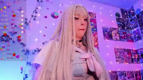 Snapshot of elizabeth_jing chatting on 06.17.26 Independent Model online show from 06.17.26
