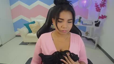 Elizabeth  online show from 03.20.26