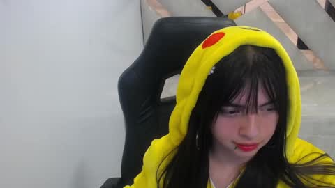 Snapshot of elizabeth_t_ chatting on 02.21.26 Elizabeth online show from 02.21.26