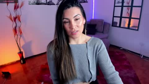 Elizabeth online show from 02.25.25