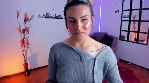 Elizabeth online show from 10.22.25