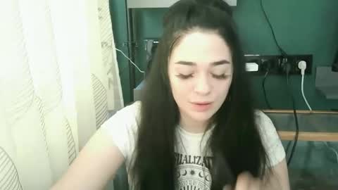 Snapshot of elizabeth_xi chatting on 10.09.25 elizabeth_xi online show from 10.09.25