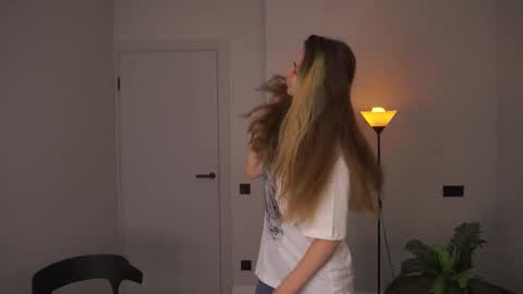 Elizabeth online show from 09.14.25