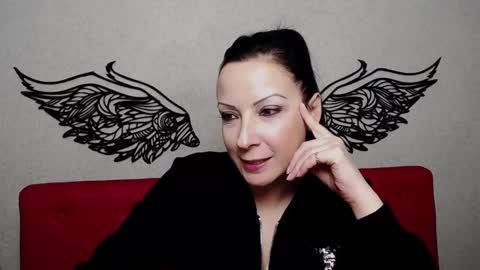 ElizabethSho online show from 12.04.24