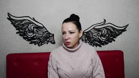 ElizabethSho online show from 02.10.25