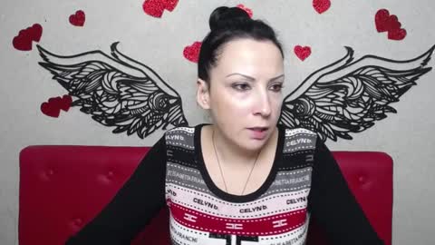 ElizabethSho online show from 03.06.25