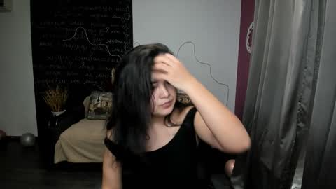 Elizabeth online show from 03.18.26