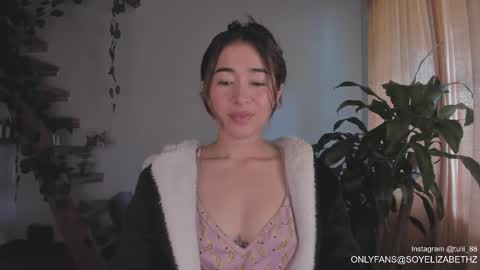 Snapshot of elizabethz chatting on 02.21.26 Tuli online show from 02.21.26