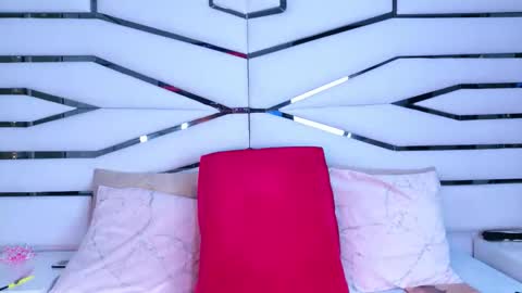 Elizabet online show from 12.05.25