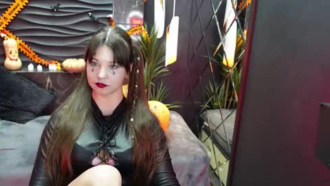 Eliza online show from 10.31.25
