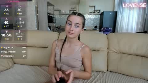 Snapshot of elizsweet chatting on 03.02.25 Eliz online show from 03.02.25