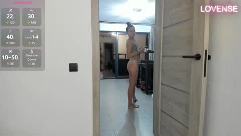 Snapshot of elizsweet chatting on 09.24.25 Eliz online show from 09.24.25