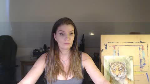 Snapshot of elizzo chatting on 01.08.25 Eliekind online show from 01.08.25