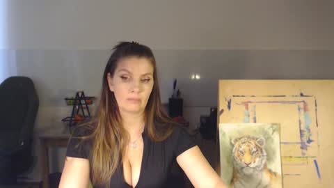 Snapshot of elizzo chatting on 02.08.25 Eliekind online show from 02.08.25