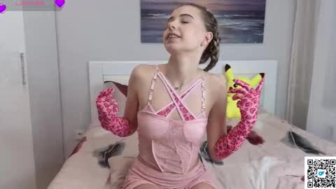 ella_desire online show from 02.16.26