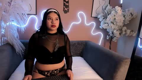 Ella online show from 11.20.25