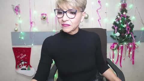 EllaBonito online show from 01.08.25