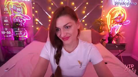 Snapshot of ellagoldenn chatting on 03.02.26 Ella online show from 03.02.26