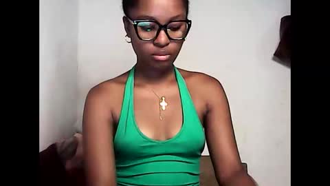 ellah245 online show from 04.19.26