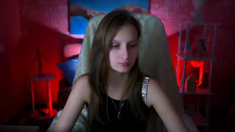 Snapshot of ellahorton chatting on 01.26.25 Ella online show from 01.26.25