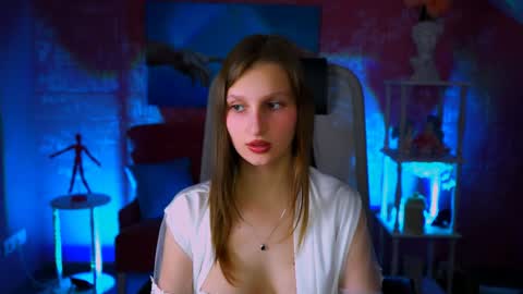 Snapshot of ellahorton chatting on 01.31.25 Ella online show from 01.31.25