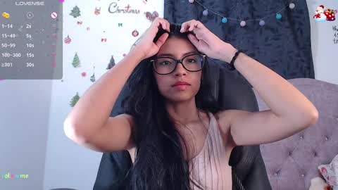 Ella Amoneth online show from 12.30.24