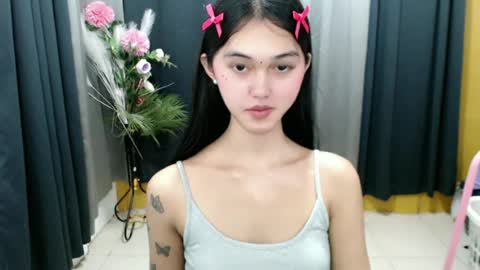 Snapshot of ellamiller69 chatting on 06.15.26 ELLA online show from 06.15.26