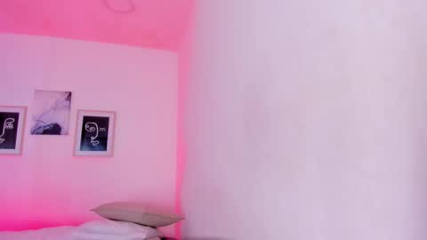 Ella online show from 01.13.26