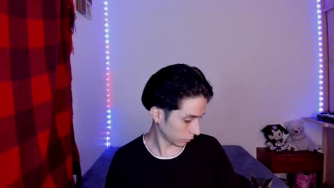 Snapshot of ellancain chatting on 03.08.25 Ella and Cain online show from 03.08.25