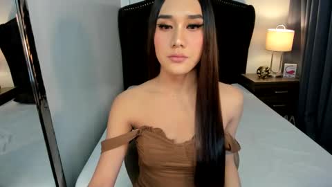 Sophia online show from 12.12.24