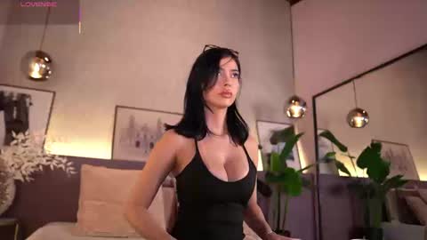 Snapshot of ellediane chatting on 09.23.25 Elle Diane online show from 09.23.25