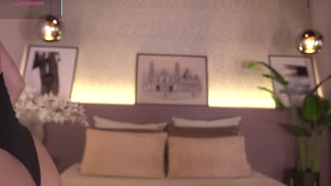 Snapshot of ellediane chatting on 02.02.26 Elle Diane online show from 02.02.26