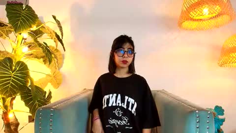 Ellie Bloom online show from 01.10.26