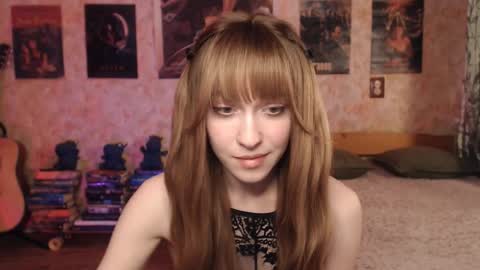 ellie_friendly online show from 03.07.26