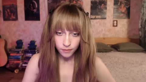 ellie_friendly online show from 06.15.26