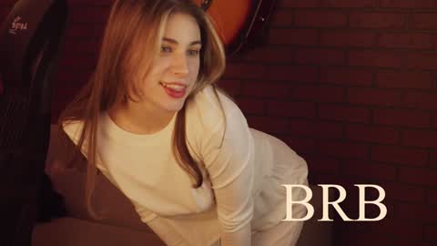 Snapshot of elliecutes chatting on 01.07.25 elliecutes online show from 01.07.25